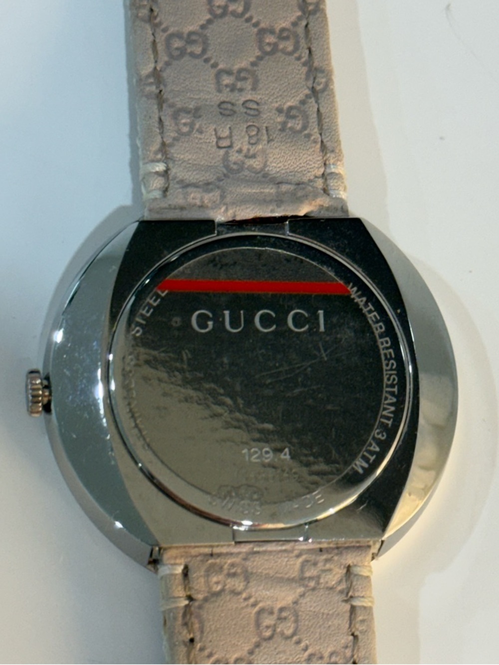 Gucci U-Play 35mm Watch YA129411 Green Red White Nylon Strap | Swiss Made - Picture 5 of 17